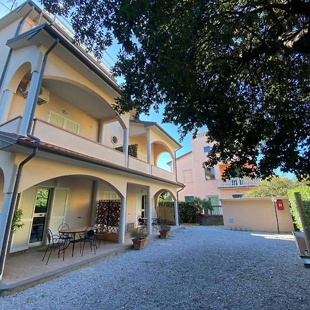 Villa Il Boschetto サン·ヴィンチェンツォ エクステリア 写真