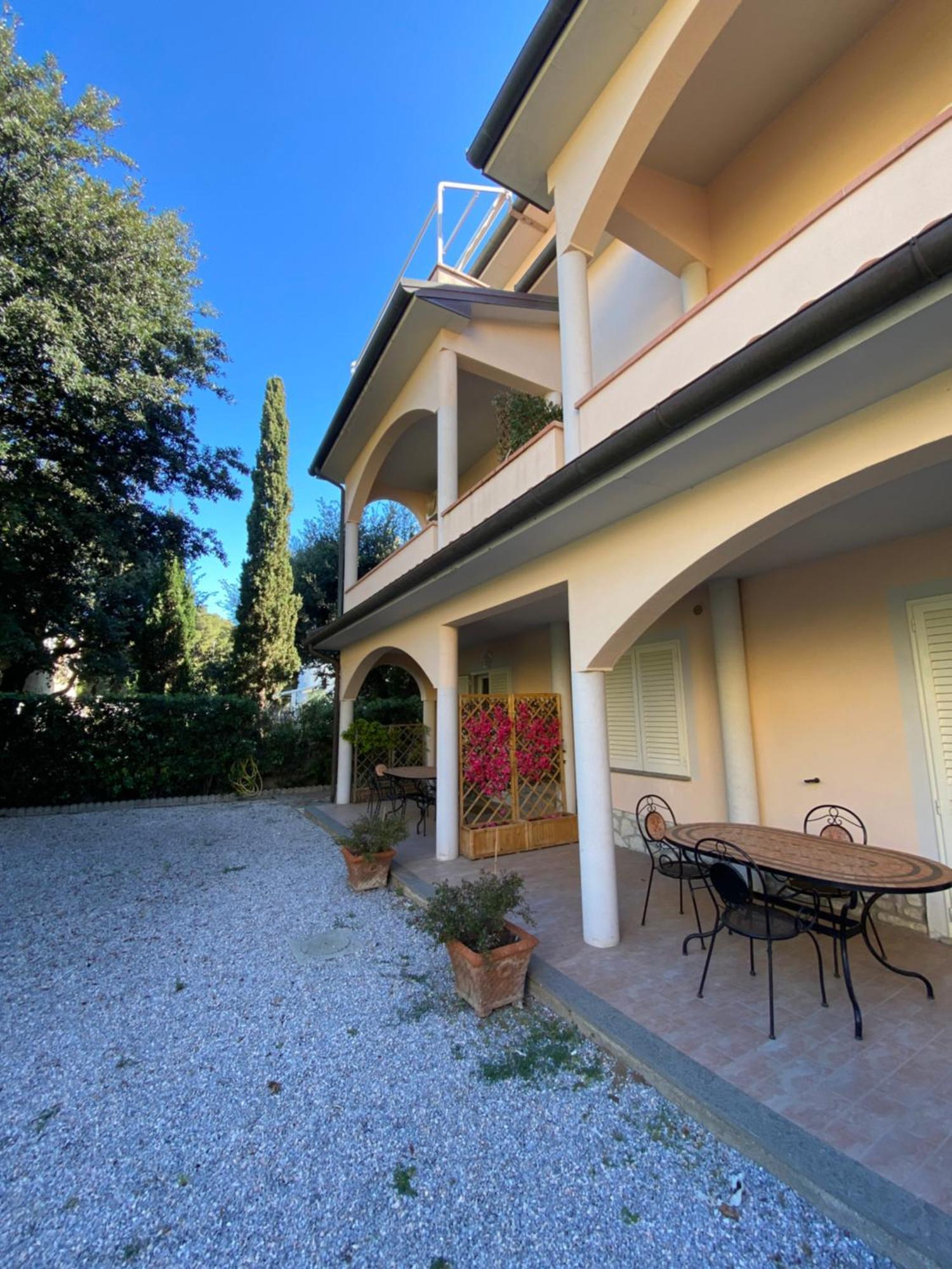 Villa Il Boschetto サン·ヴィンチェンツォ エクステリア 写真