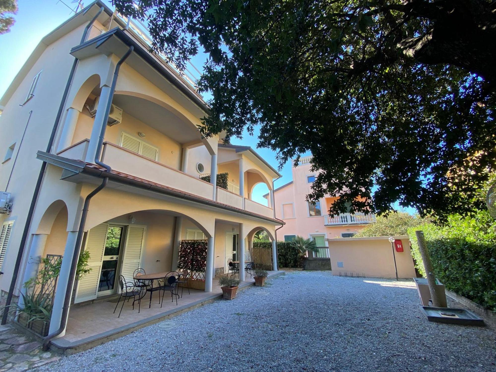 Villa Il Boschetto サン·ヴィンチェンツォ エクステリア 写真