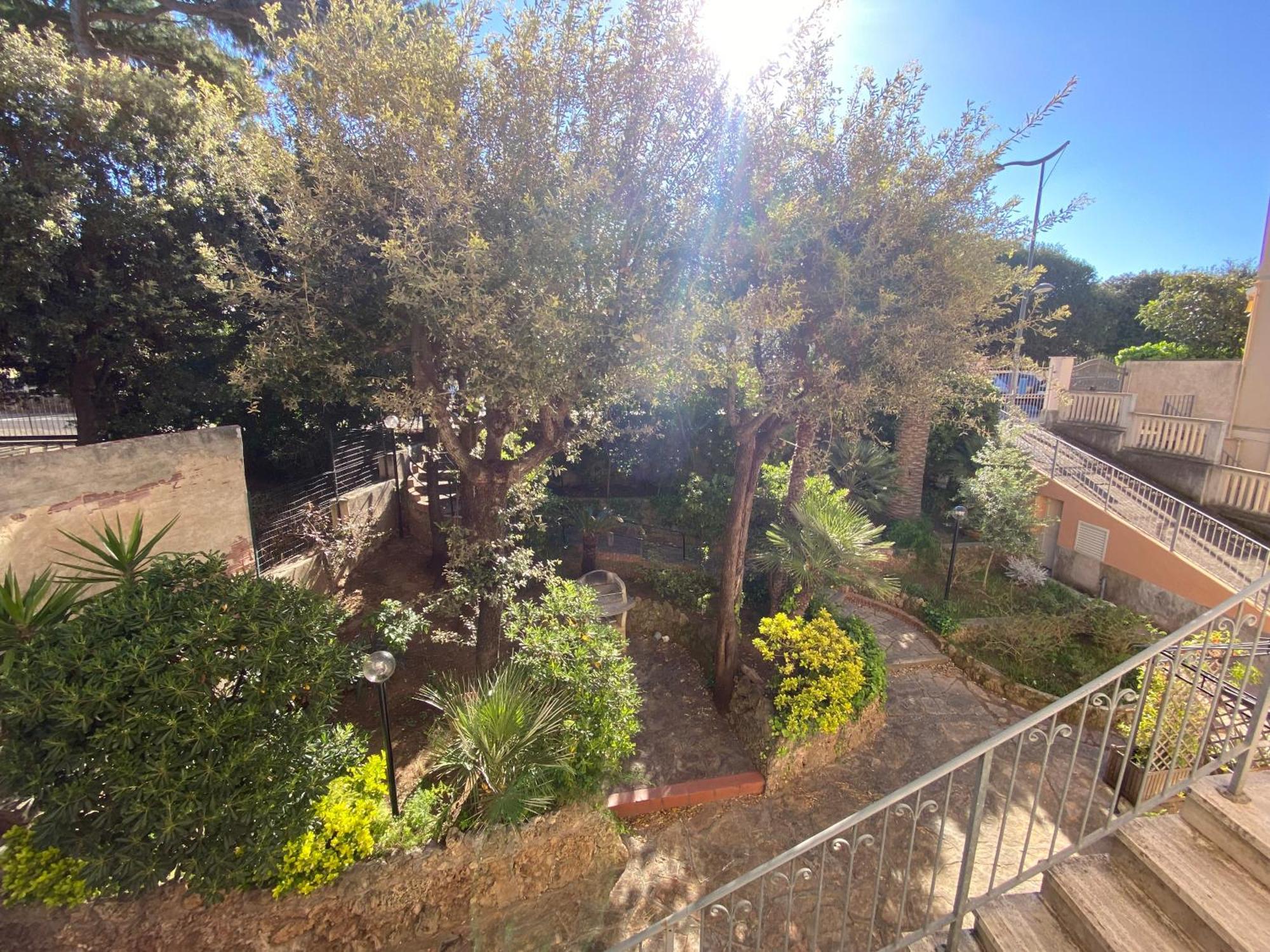 Villa Il Boschetto サン·ヴィンチェンツォ エクステリア 写真