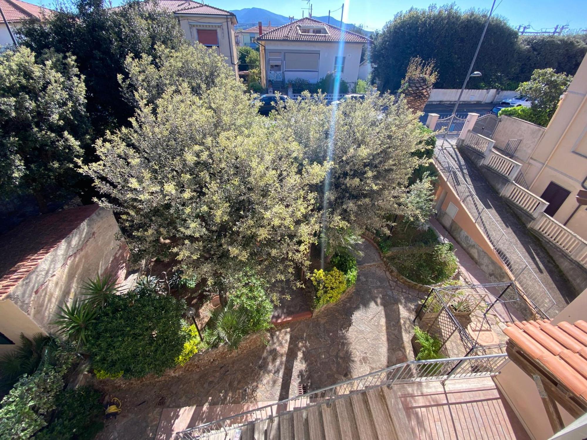 Villa Il Boschetto サン·ヴィンチェンツォ エクステリア 写真