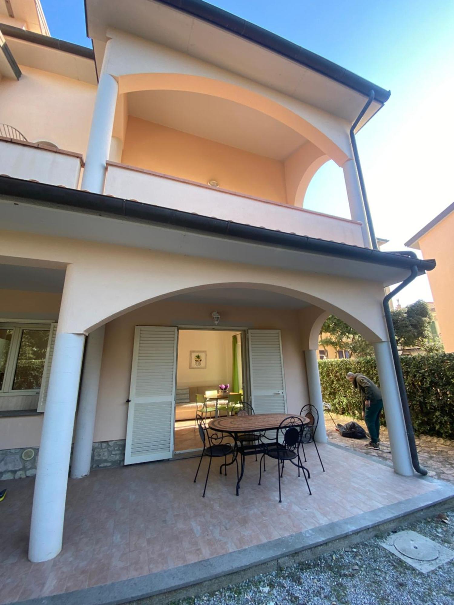 Villa Il Boschetto サン·ヴィンチェンツォ エクステリア 写真